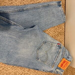 Levi's Light Wash Men’s Straight Leg Jeans